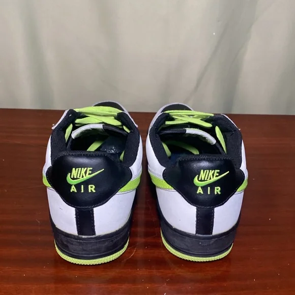 Vintage Nike Air Force 1 Collection white black green 06’ size 10.5